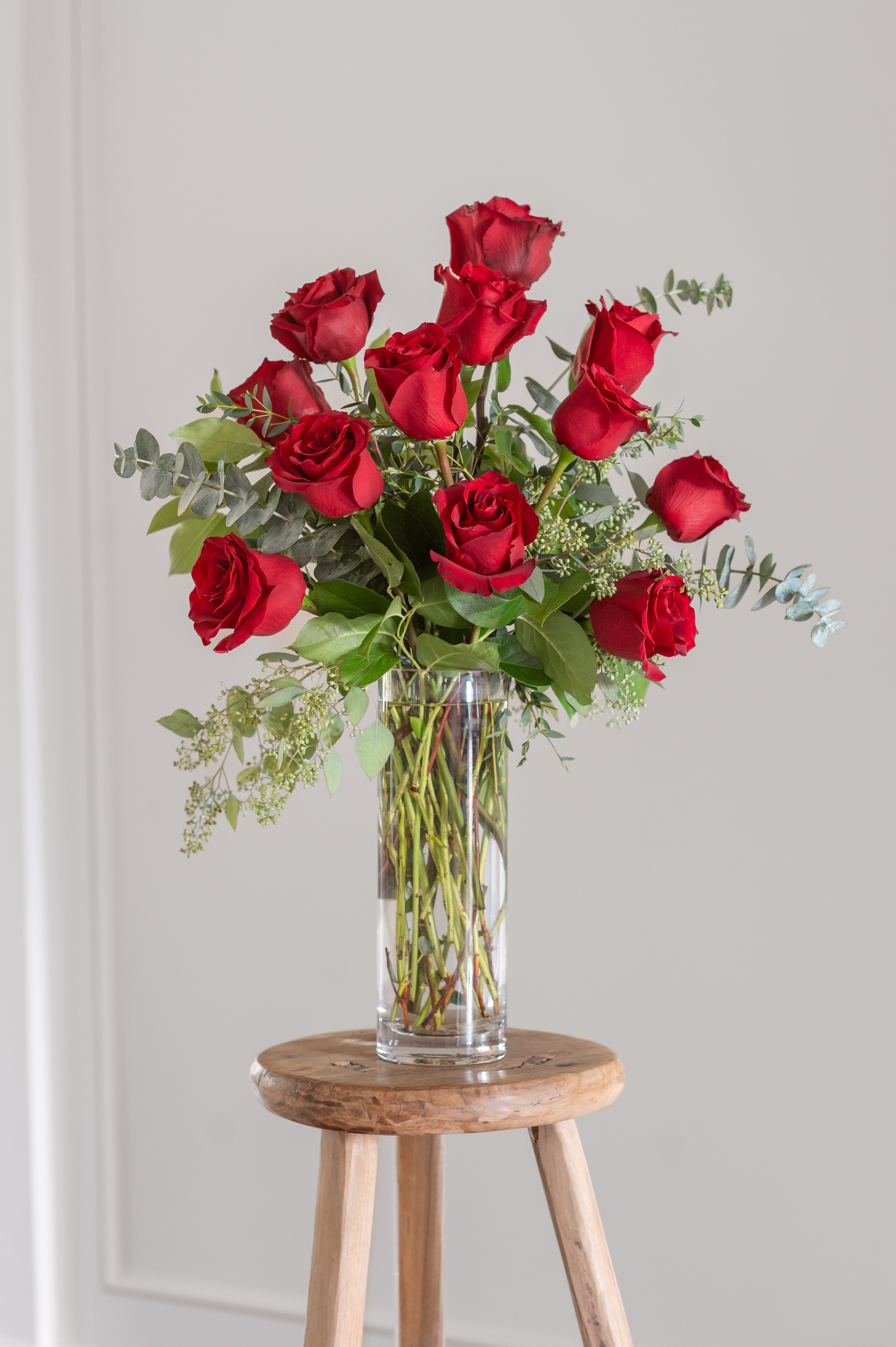 THE ROSE ARRANGEMENT