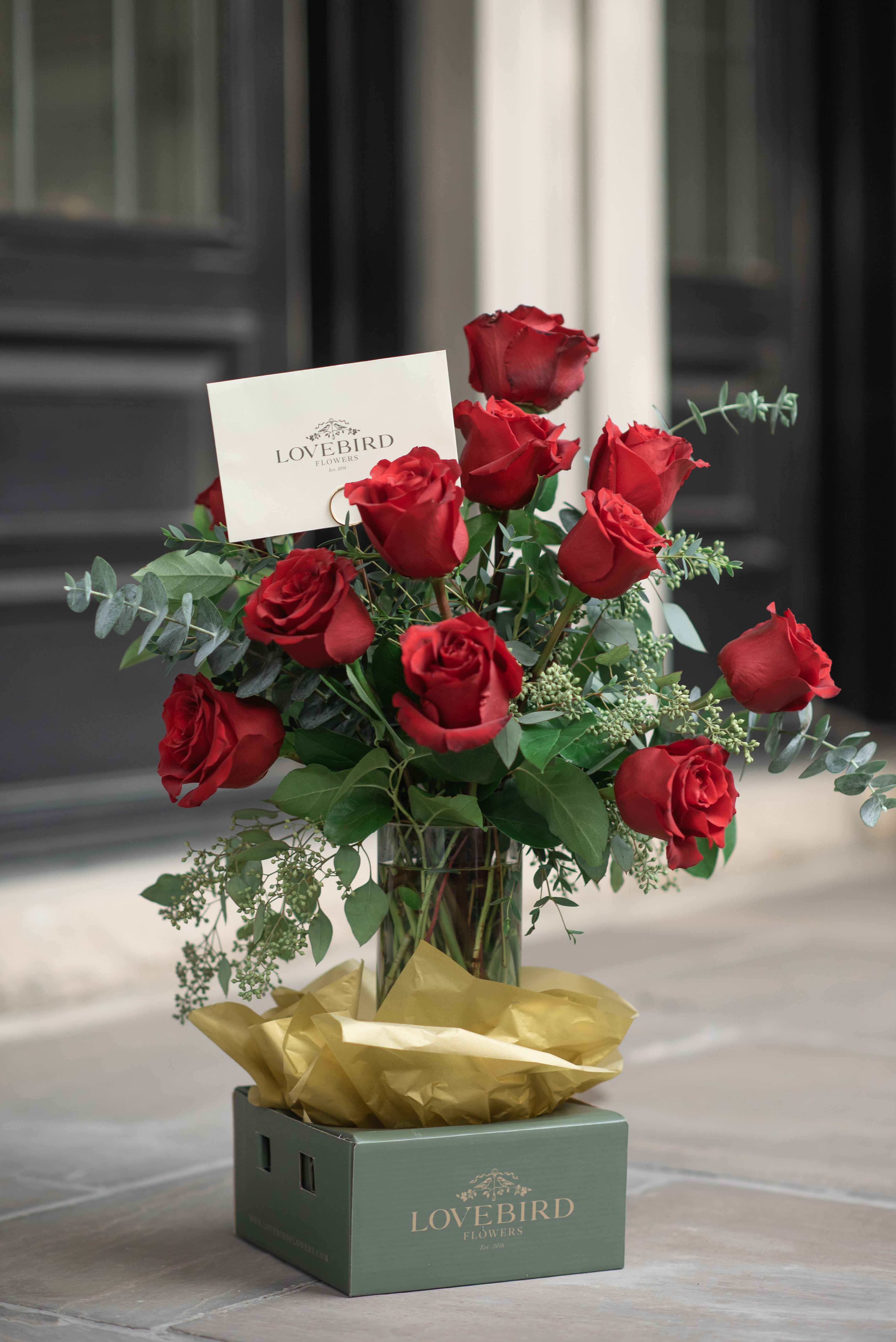 THE ROSE ARRANGEMENT